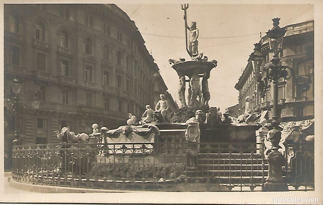 Postkarten: Postal 51435: NAPOLES - Plaza de la Bolsa - Varios