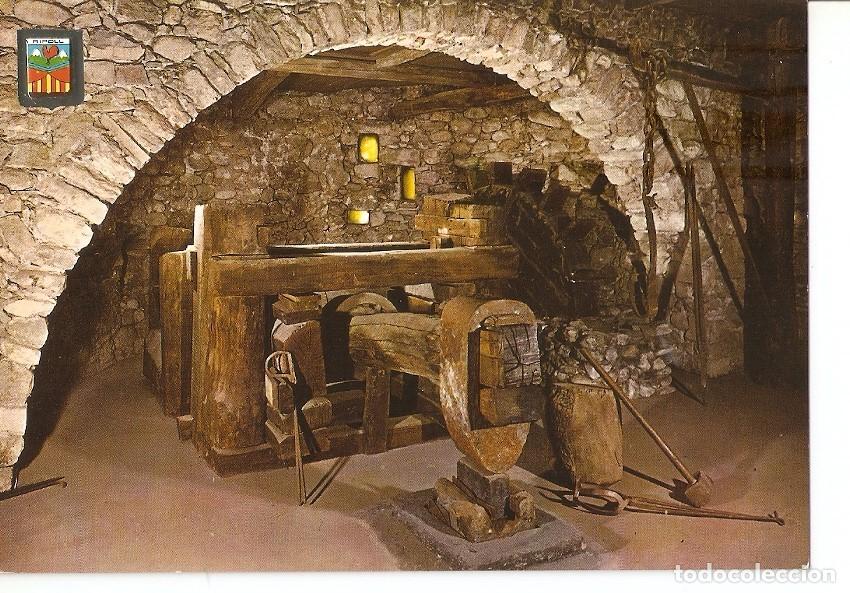 Cartoline: Postal 041430 : Ripoll. Museu (reproduccio duna Farga Catalana del segle XVII) - Varios
