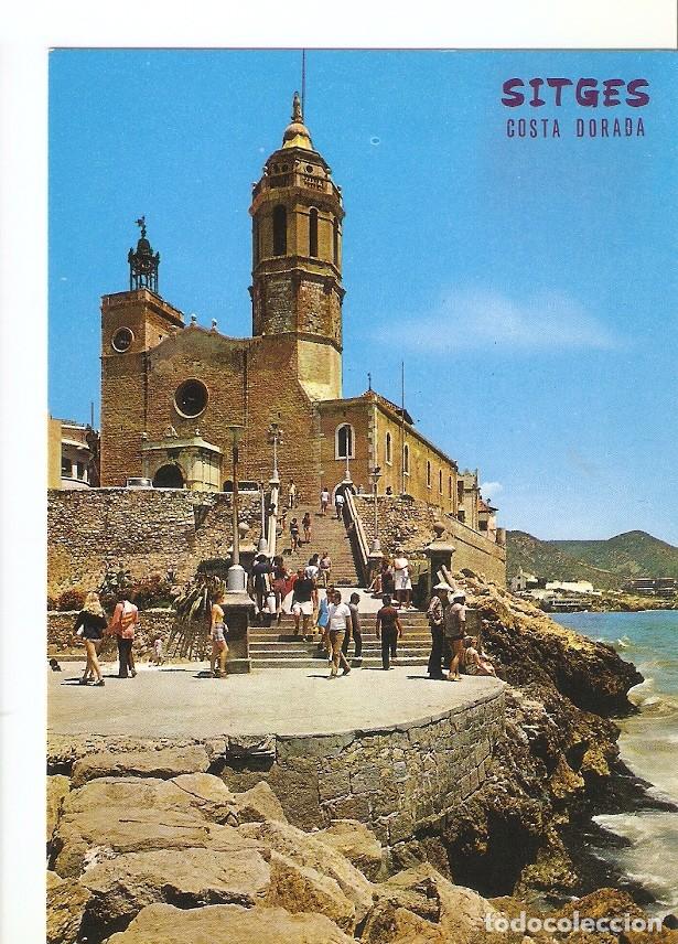 Postales: Postal 042017 : Sitges (Playa de Oro). Iglesia y escalinata - Varios - Foto 1