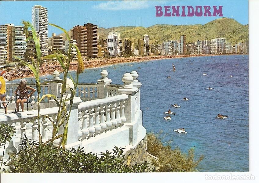 Postales: Postal 041790 : Benidorm. Espa&ntilde;a. Playa de Levante desde el mirador - Varios