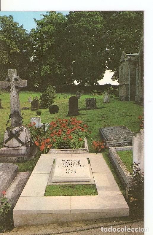 Postales: Postal 041874 : The Parish Church Bladon Showing the Churchill Graves - Varios