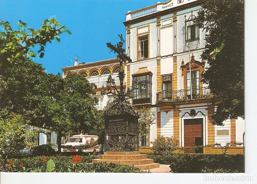 Postcards: Postal 043046 : Sevilla. Plaza de Santa Cruz - Varios