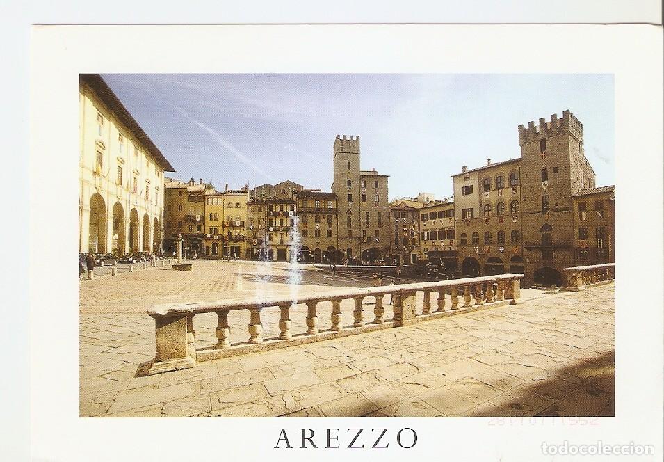 Postcards: Postal 043298 : Arezzo. Piazza Grande - Varios