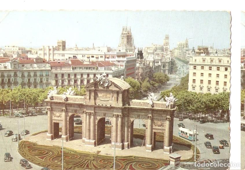 Postkarten: Postal 044725 : Madrid. Panoramica de la Puerta de Alcala - Varios