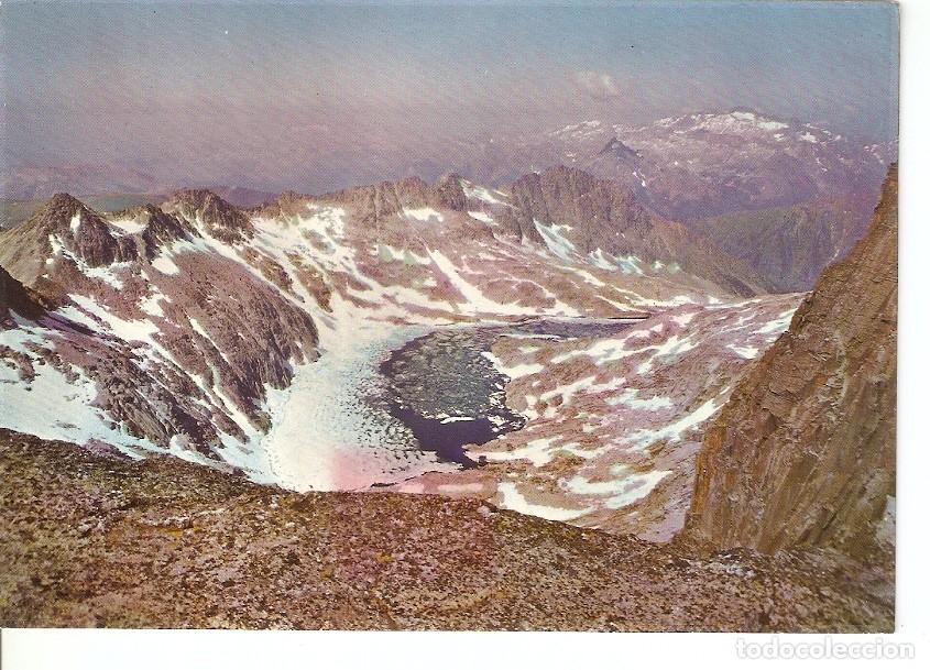 Postkarten: Postal 044823 : Benasque (Pirineo Aragones). Lago de Cregue&ntilde;a desde el collado Maldito al fondo Maci