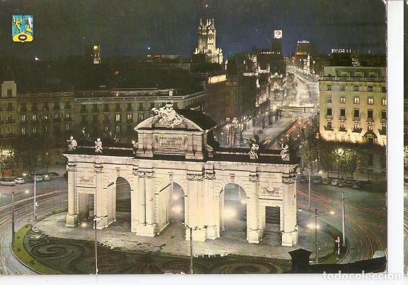 Postais: Postal 045029 : Madrid. Puerta y calle Alcala. Vista nocturna - Varios