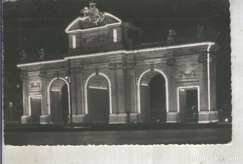 Postales: Postal 013255: Puerta de Alcala iluminada en madrid - Varios