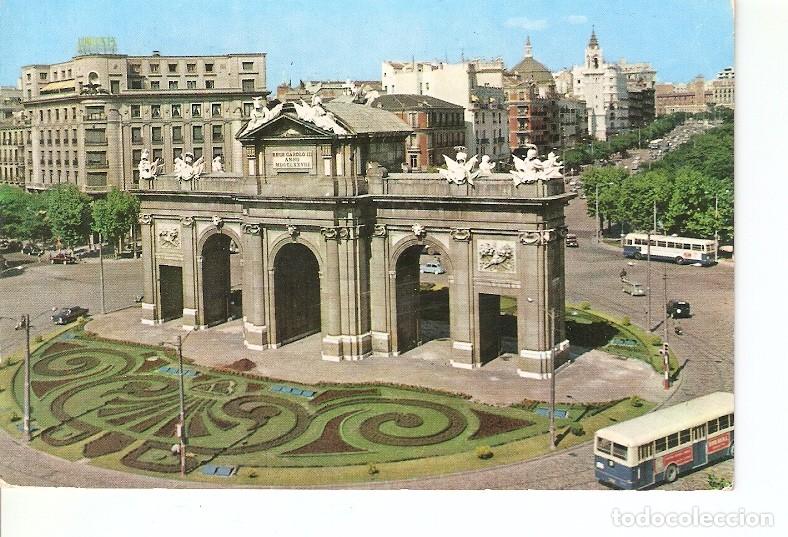 Postkarten: Postal 021597 : La Puerta de Alcala - Madrid - Varios