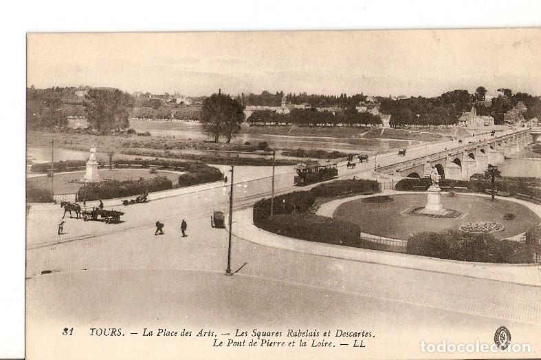 Postales: Postal 027012 : Tours, La Place des Arts - Les Squares Rabelais et Descartes. Le Pont de Pierre et l