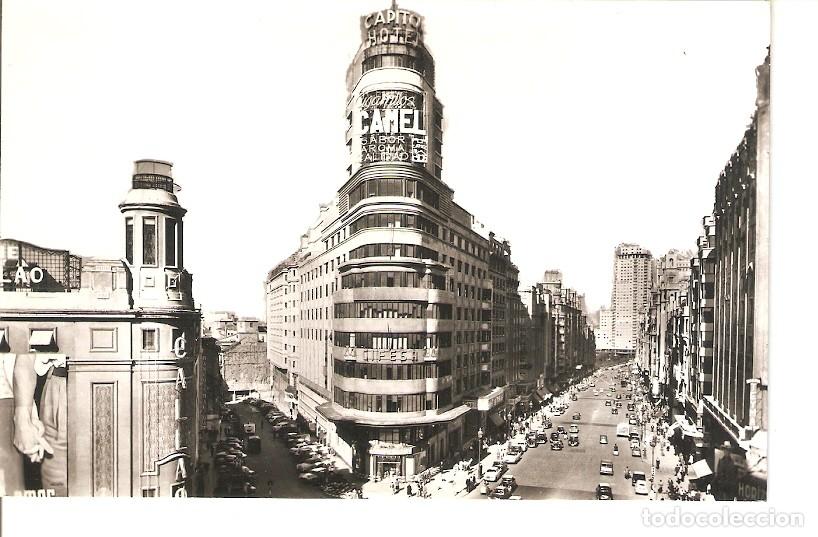 Postais: Postal 027498 : Avenida de Jose Antonio y Capitol. Madrid - Varios