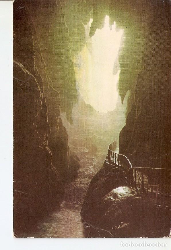 Postcards: Postal 023731 : Gruta de la Cola del caballo. Monasterio de Piedra (Zaragoza) - Varios