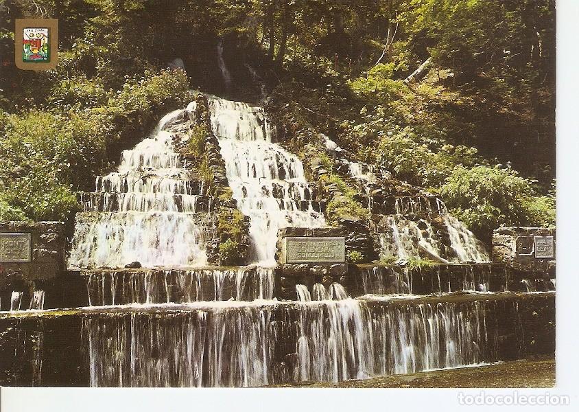 Postcards: Postal 030328 : Pirineu Catala (Lleida). Vall dAran. Artiga de Lin y fuente de Gresillun - Varios