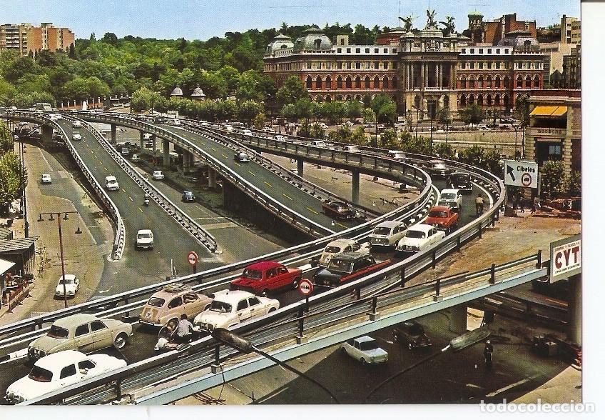 Postkarten: Postal 031205 : Madrid. Glorieta del Emperador Carlos V - Varios