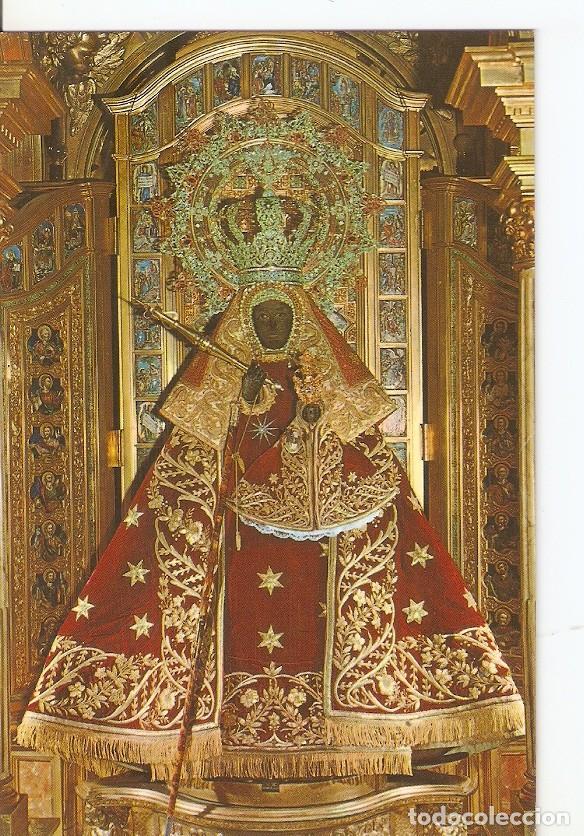 Postais: Postal 032477 : Guadalupe. Escultura de la Virgen (Siglo XII) en el trono (Siglo XX) - Varios