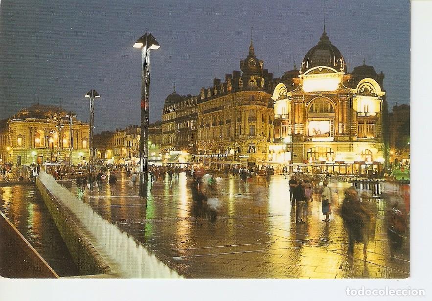 Cartoline: Postal 036824 : Capitale du Languedoc. Montpellier. Place de la Comedie de nuit - Varios