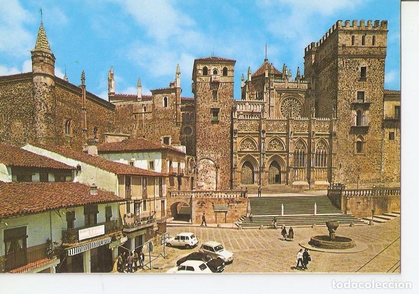 Postkarten: Postal 036931 : Guadalupe. Plaza y fachada principal del Monasterio (s. XIV-XV) - Varios