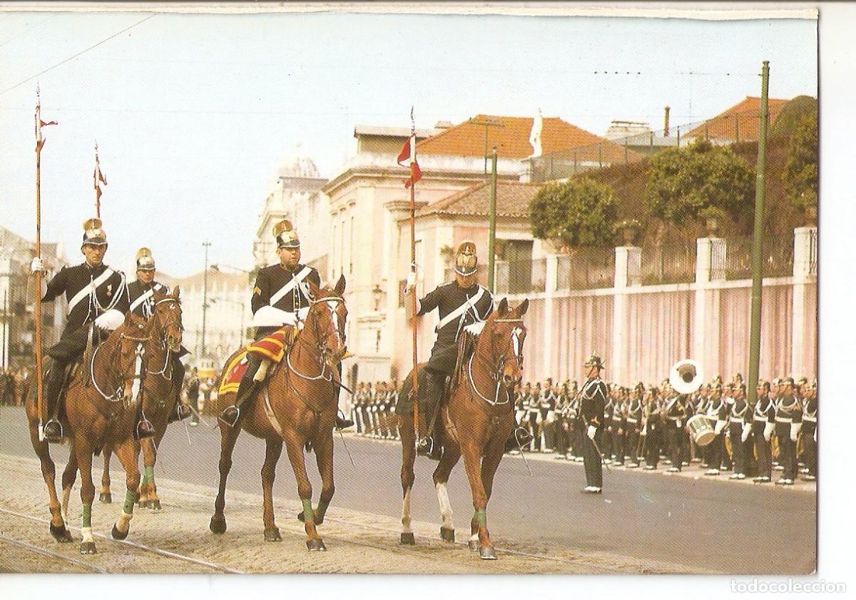 Postais: Postal 038482 : Lisboa - Portugal. Palacio de Belem - Render da Guarda - Varios