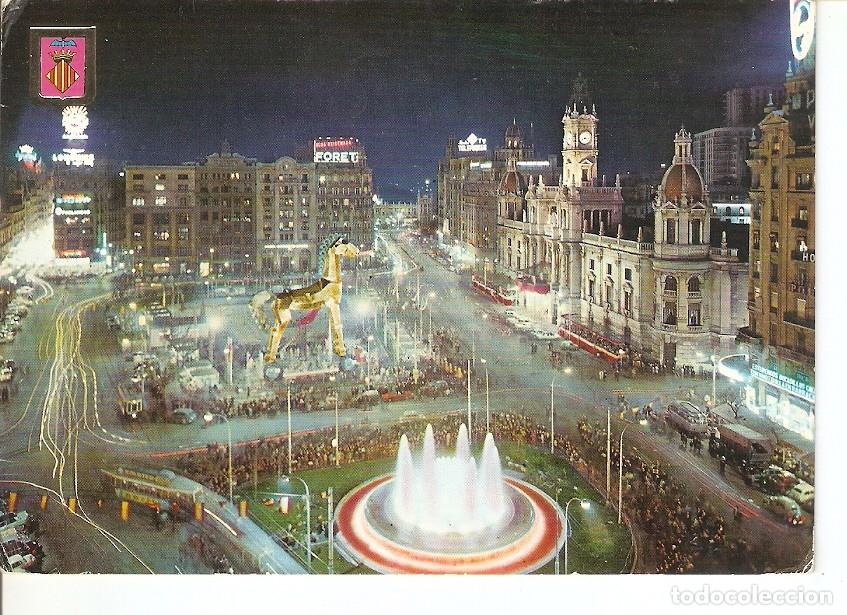 Postais: Postal 039857 : Valencia. Plaza del Caudillo en dia de fallas. Vista nocturna - Varios