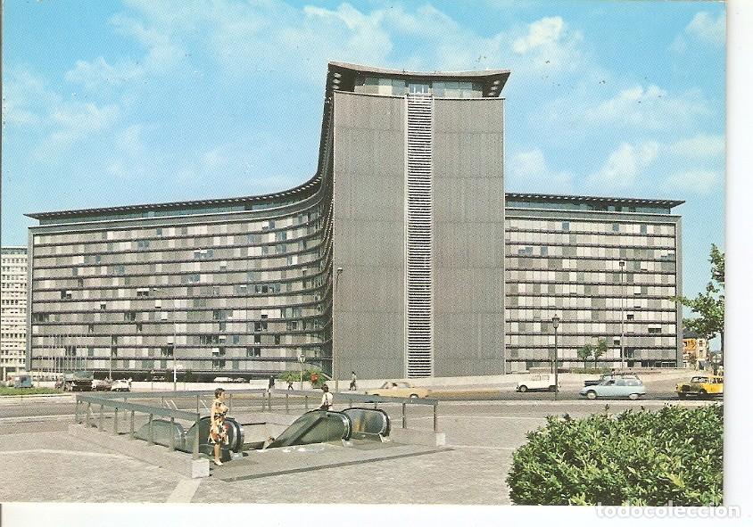 Postcards: Postal 041151 : Bruxelles. Place Schuman complexe de la Communaute Europeene - Varios