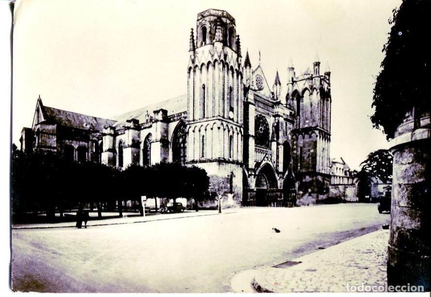 Postkarten: Postal 16308: Poitiers - Catedral de St Pierre - Varios