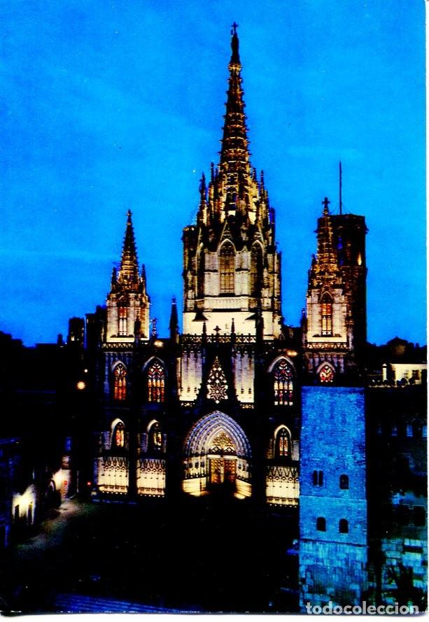 Postcards: Postal 016608: BARCELONA - Vista nocturna de la Catedral - Varios