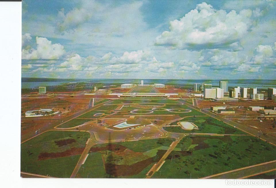 Postkarten: Postal 016989: BRASILIA Brasil - Vista aerea de la Esplanada dos Ministerios - Varios