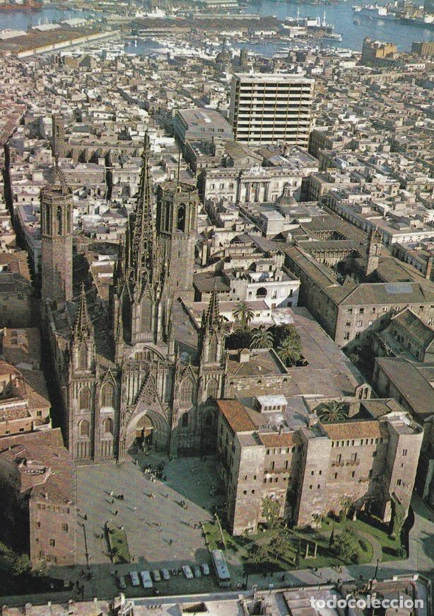 Postais: Postal 60058: Barrio gotico y Catedral. (Barcelona) - Varios