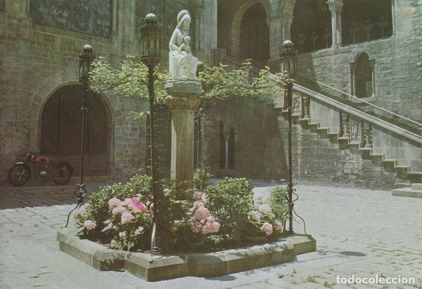 Postkarten: Postal 60220: Patio de la residencia del Obispo (Barcelona). - Varios