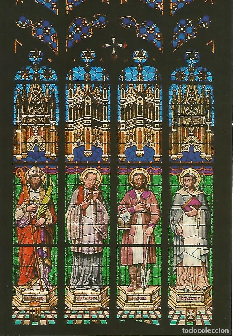 Postkarten: Postal 51354: BARCELONA - Detalle cristalera de la Catedral - Varios