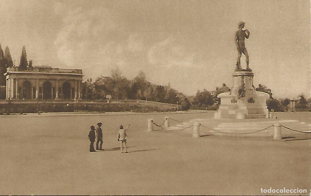 Cartoline: Postal 51454: FLORENCIA - Monumento a Miguel Angel - Varios