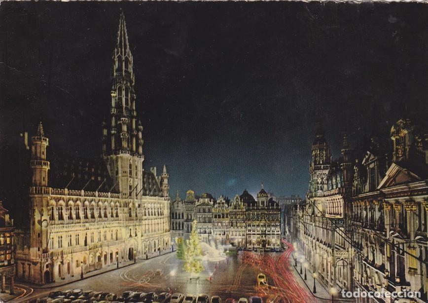 Cartoline: Postal 60255: Plaza Mayor de noche (Bruselas). Publicitaria Koleston - Varios