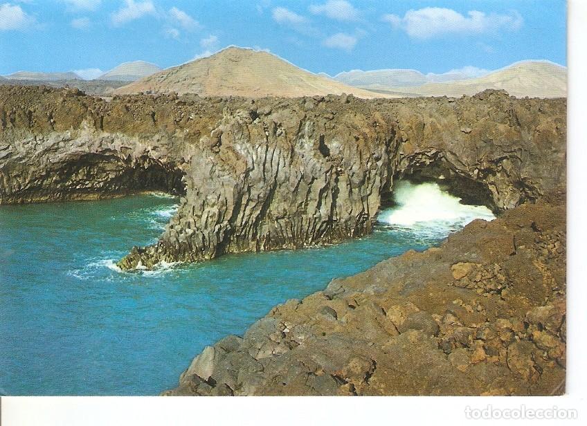 Postales: Postal 045363 : Lanzarote . Los Hervideros - Varios - Foto 1