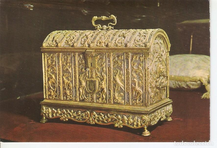 Postkarten: Postal 045559 : Granada. Capilla Real. Cofre de la Reina Isabel - Varios