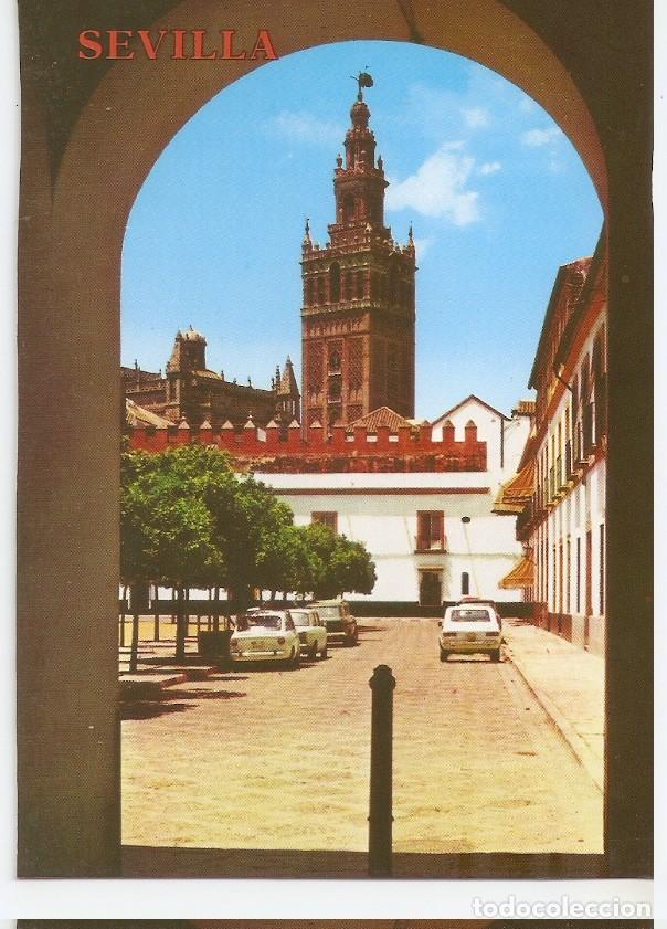 Postais: Postal 045656 : Sevilla. Patio Banderas con la Giralda al fondo - Varios