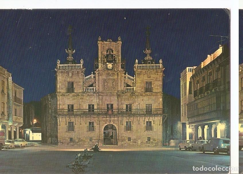 Postales: Postal 046076 : Astorga (Leon). Edificio y Ayuntamiento - Varios - Foto 1