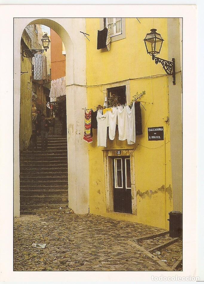 Cartoline: Postal 046748 : Lisboa Alfama. Pormenor de um dos mais antigos bairros da Cidade - Varios