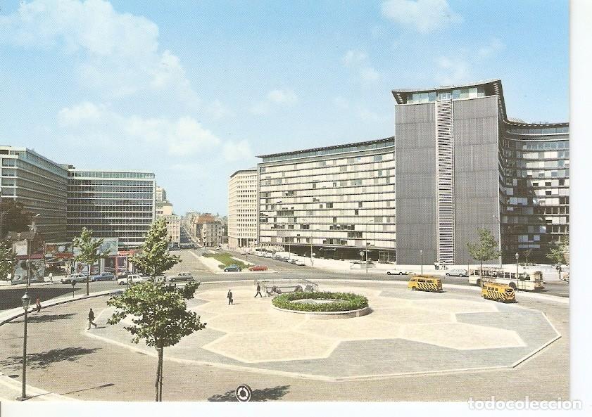 Postkarten: Postal 046498 : Brussel. Square Schuman building of the European Community - Varios