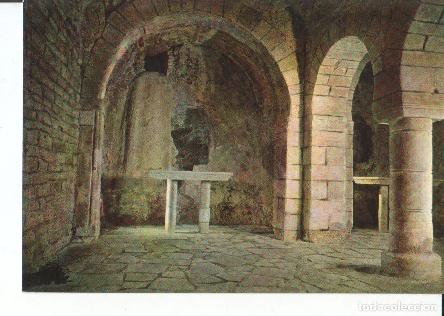 Cartoline: Postal-Postcard 17569: ALTO ARAGON Huesca - San Juan de la Pe&ntilde;a Vista Interior del Monasterio - Vari
