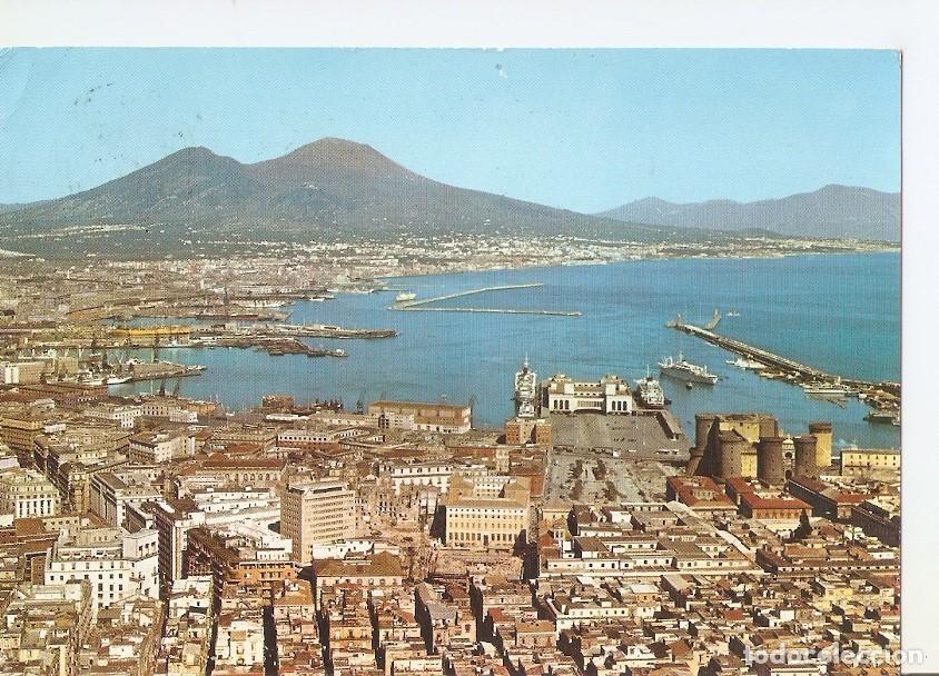 Postais: Postal 033919 : Napoli - view and Vesuvius - Varios