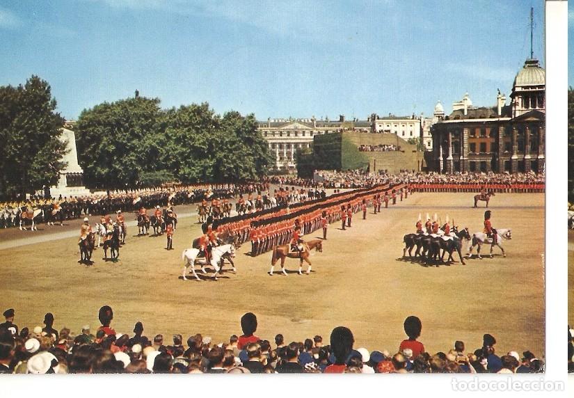 Postkarten: Postal 045238 : London Trooping the Colour - Varios