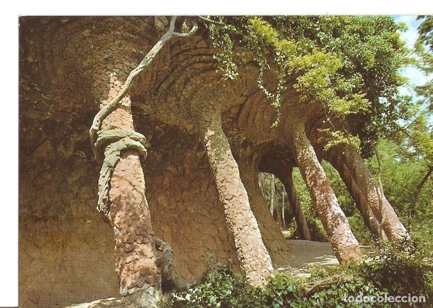 Postais: Postal 035233 : Barcelona. Parque Guell (arquitecto Gaudi). Paseo de la Lavanderia - Varios