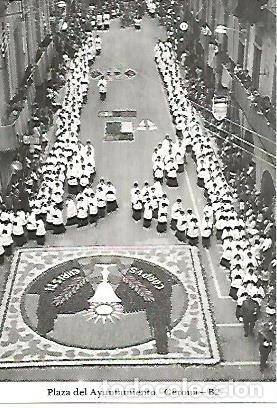 Postkarten: POSTAL 55073: Gerona. Plaza de Espa&ntilde;a.Corpus 1961 - Varios