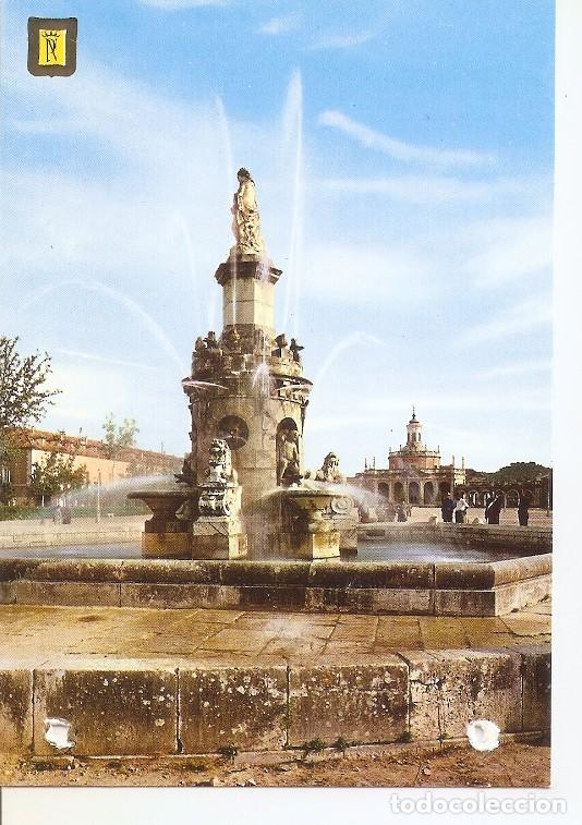 Postais: Postal 048214 : Aranjuez. Plaza San Antonio. Fuente de Mari Blanca - Varios