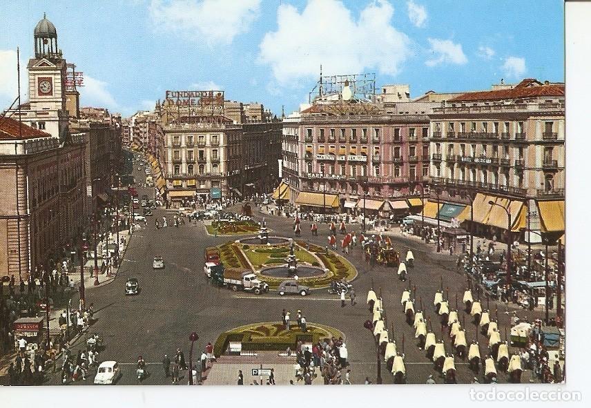 Postais: Postal 040092 : Madrid. Puerta del Sol. Comitiva de presentacion de credenciales - Varios