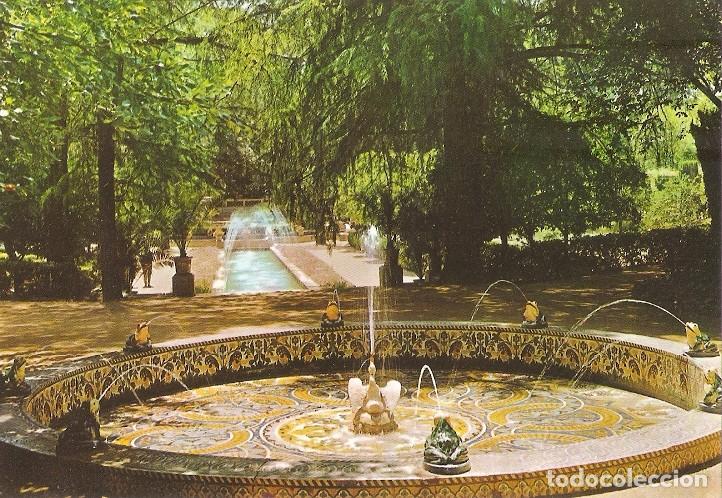 Cartoline: Postal 049166 : Sevilla. Fuentes en el parque - Varios