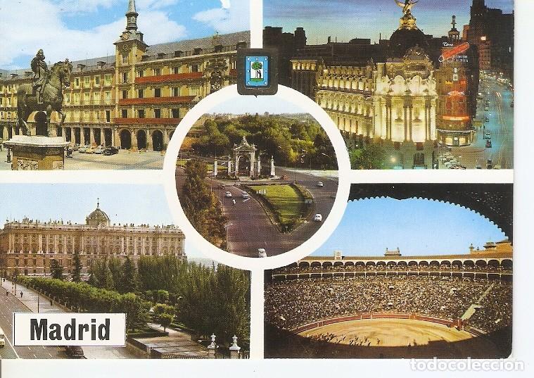 Postcards: Postal 049640 : Madrid. Plaza Mayor - Edificio Fenix - Varios
