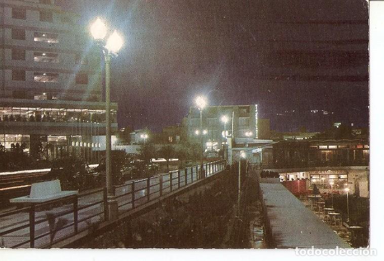 Cartoline: Postal 049751 : Puerto de la Cruz (Tenerife). Avenida de Colon (nocturno) - Varios
