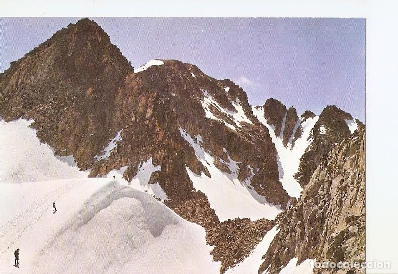 Cartoline: Postal 048765 : Benasque (Pirineo Aragones). Cresta del Aneto desde el cuello de Coronas - Varios