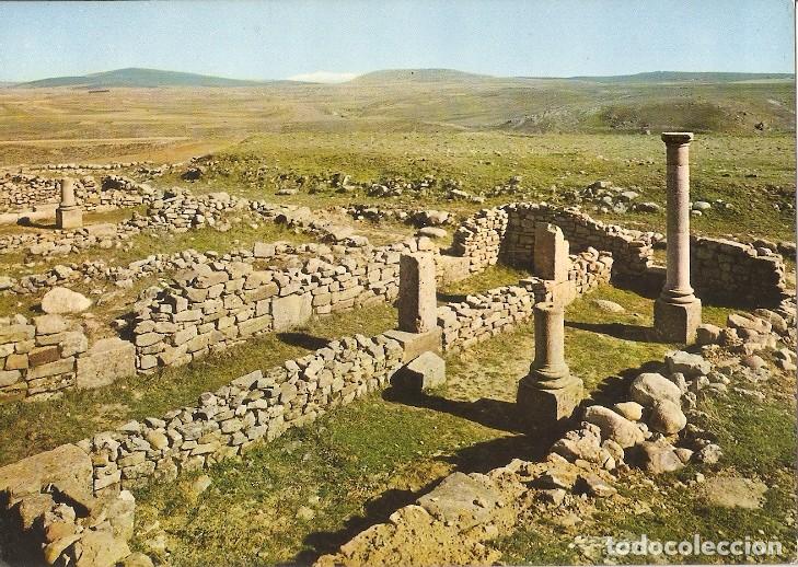 Postcards: Postal 048933 : Soria. Ruinas de Numancia. Habitaciones romanas. Casa Pretor al fondo Pico del Monca