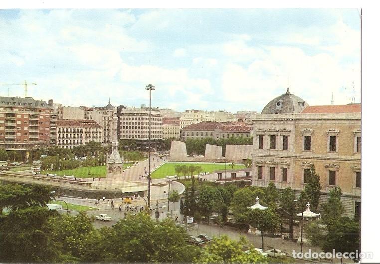 Postcards: Postal 049635 : Madrid. Plaza de Colon - Varios